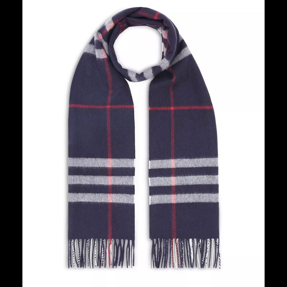 Cashmere Burberry scarf